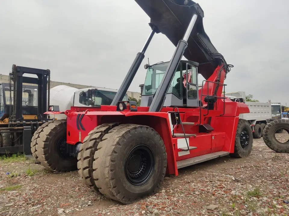 Xe tiếp cận xếp chồng KALMAR: hình 6