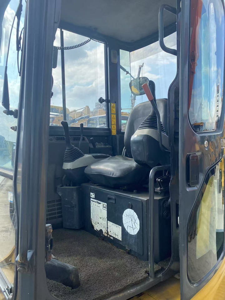 KOMATSU PC55MR - Máy xúc mini: hình 5 KOMATSU PC55MR - Máy xúc mini: hình 5