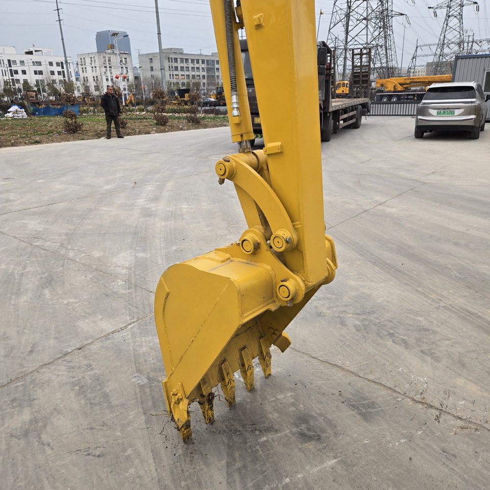 KOMATSU PC56 - Máy xúc mini: hình 5 KOMATSU PC56 - Máy xúc mini: hình 5