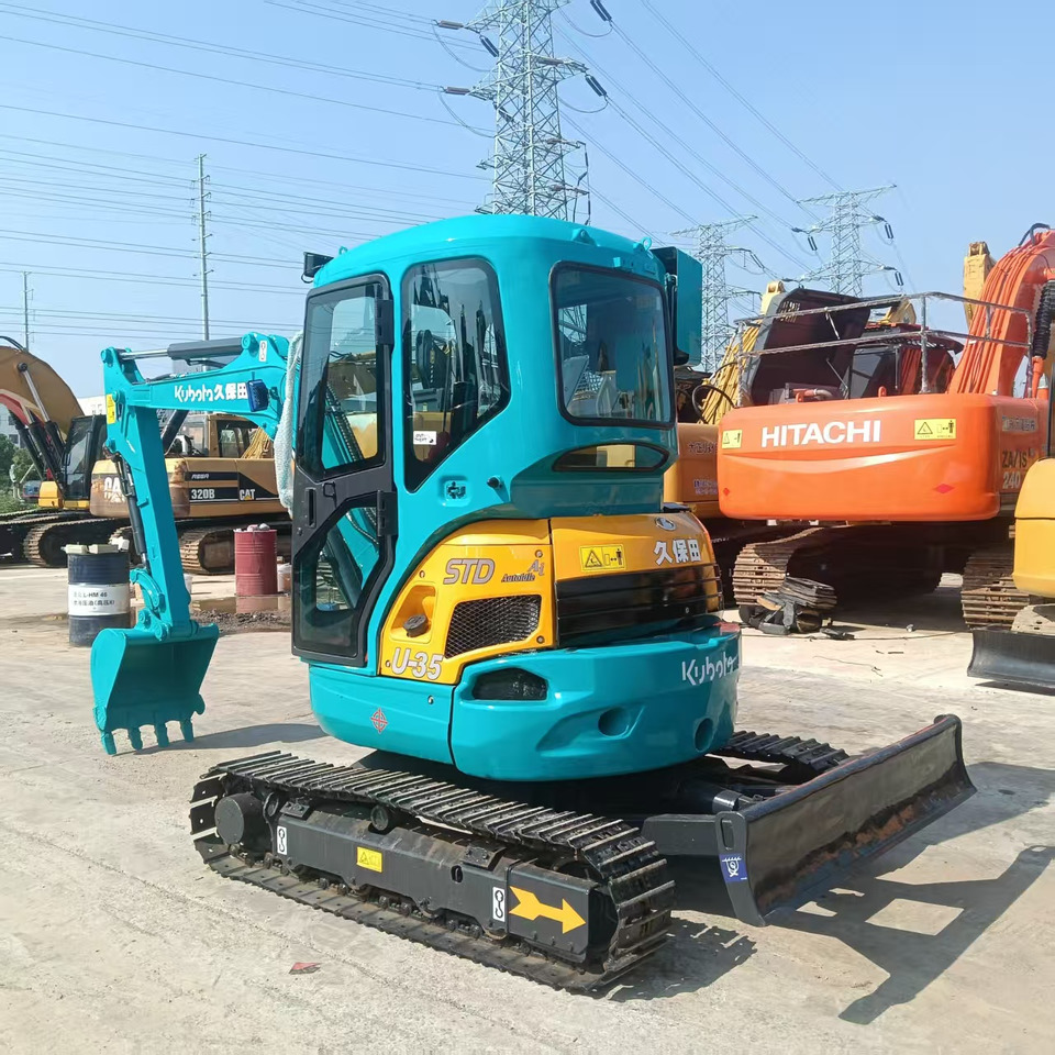 KUBOTA U35 - Máy xúc mini: hình 1 KUBOTA U35 - Máy xúc mini: hình 1