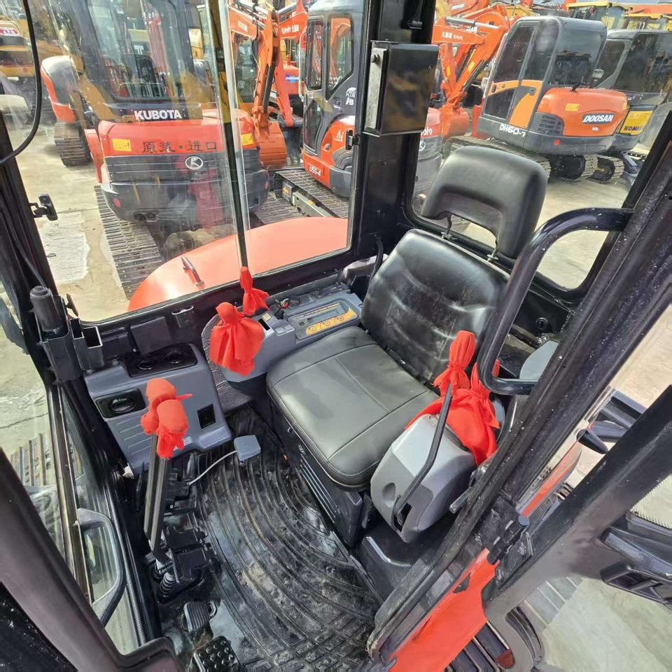 Cho thuê KUBOTA U55-4 KUBOTA U55-4: hình 8