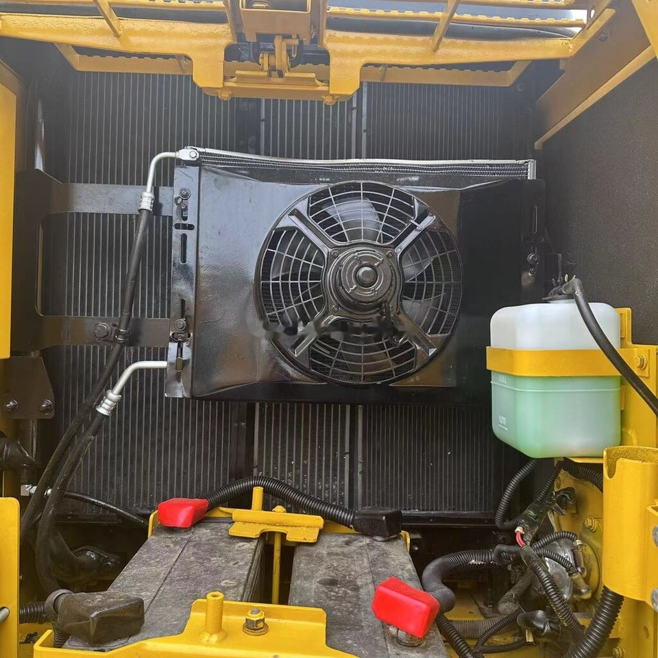 Máy xúc bánh xích Komatsu PC160: hình 14