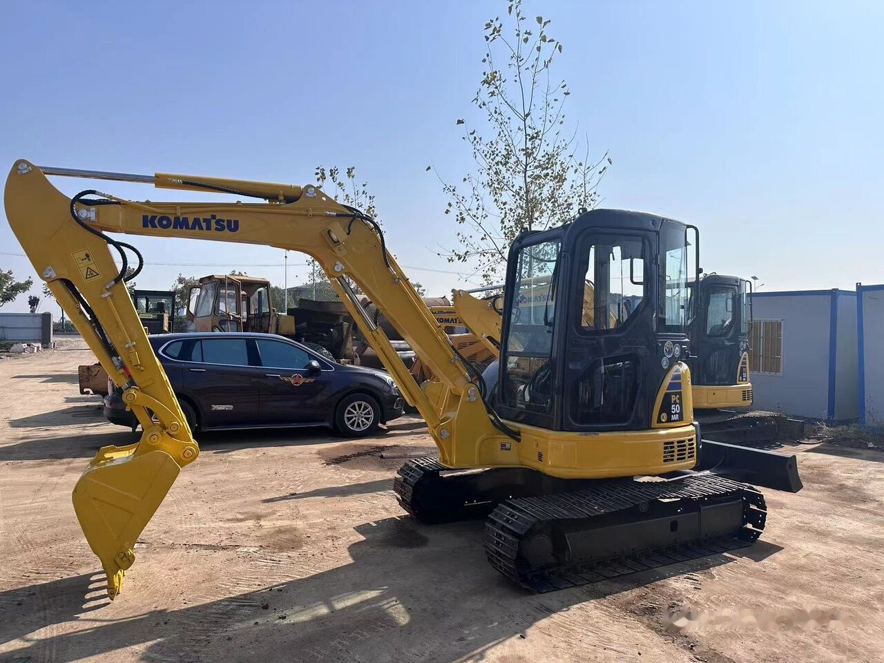 Komatsu PC50 - Máy xúc mini: hình 2 Komatsu PC50 - Máy xúc mini: hình 2