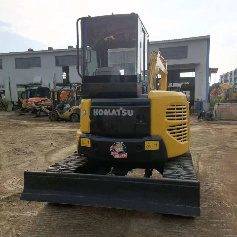 Komatsu PC50MR - Máy xúc mini: hình 3 Komatsu PC50MR - Máy xúc mini: hình 3