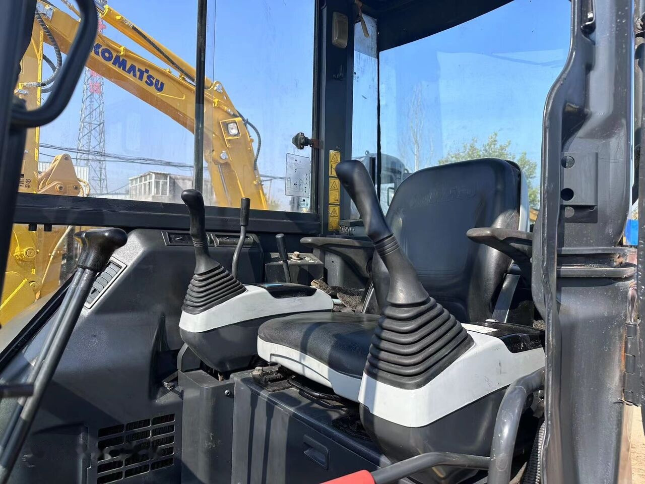 Komatsu PC55MR - Máy xúc mini: hình 5 Komatsu PC55MR - Máy xúc mini: hình 5