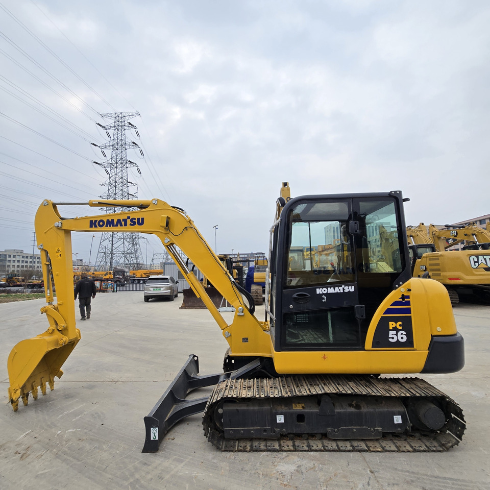 Komatsu PC56 - Máy xúc mini: hình 1 Komatsu PC56 - Máy xúc mini: hình 1