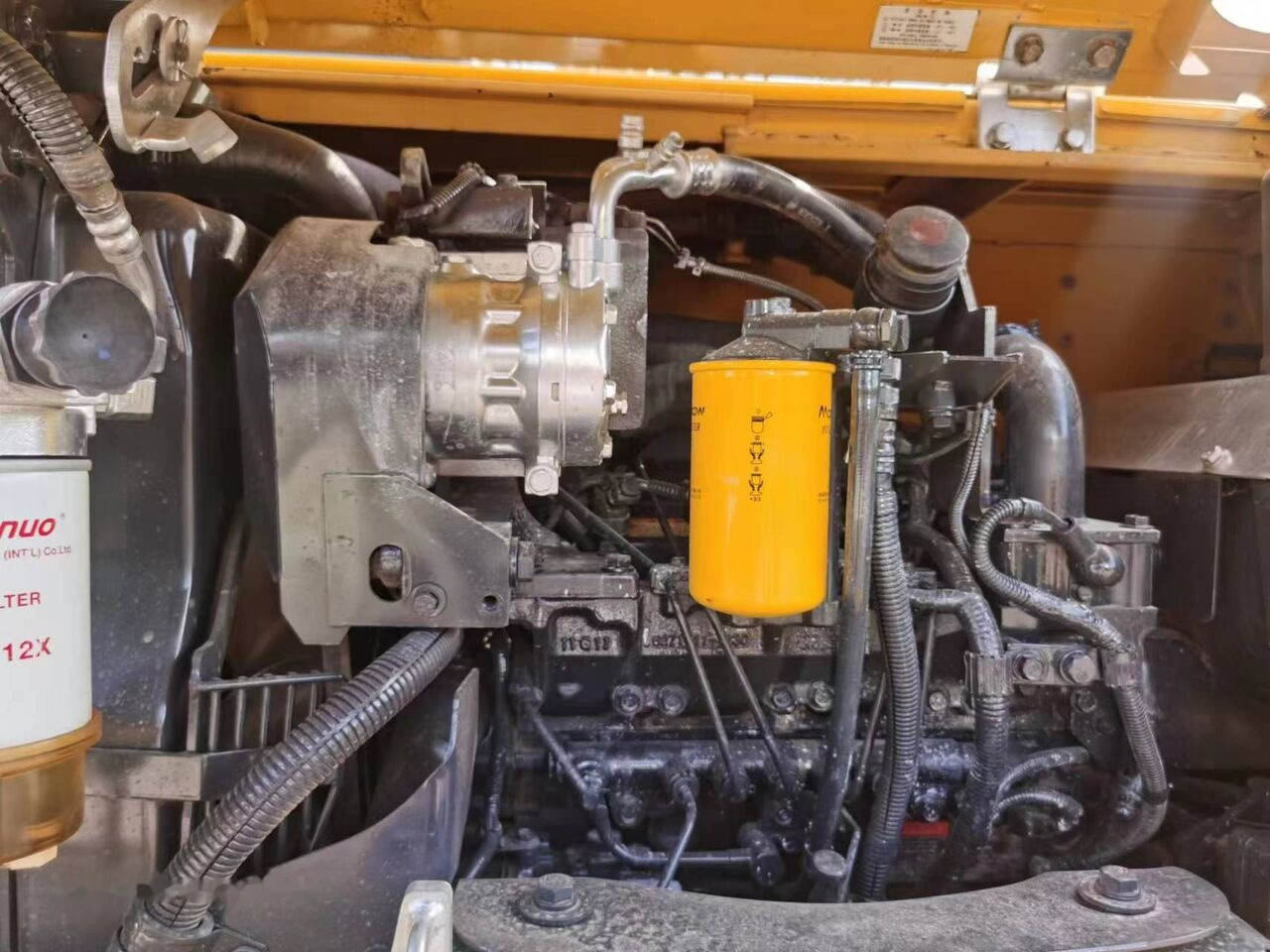 Máy xúc mini Komatsu PC70-8: hình 10