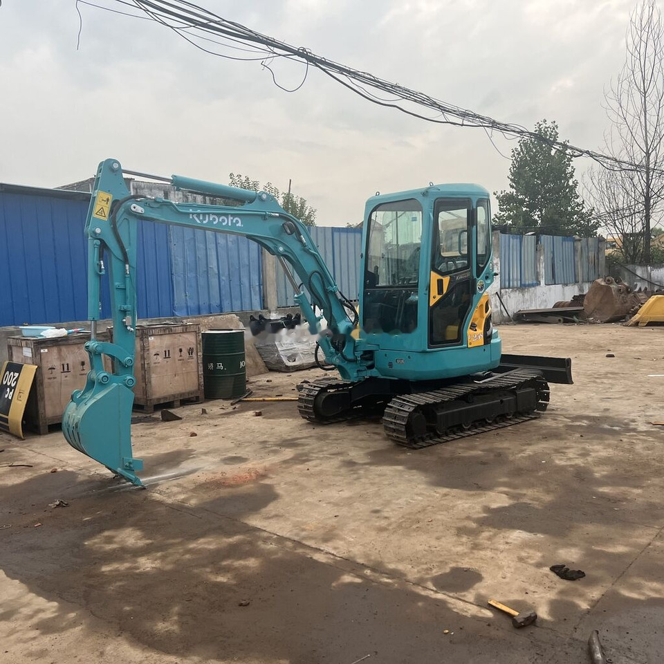 Kubota U25S - Máy xúc mini: hình 1 Kubota U25S - Máy xúc mini: hình 1