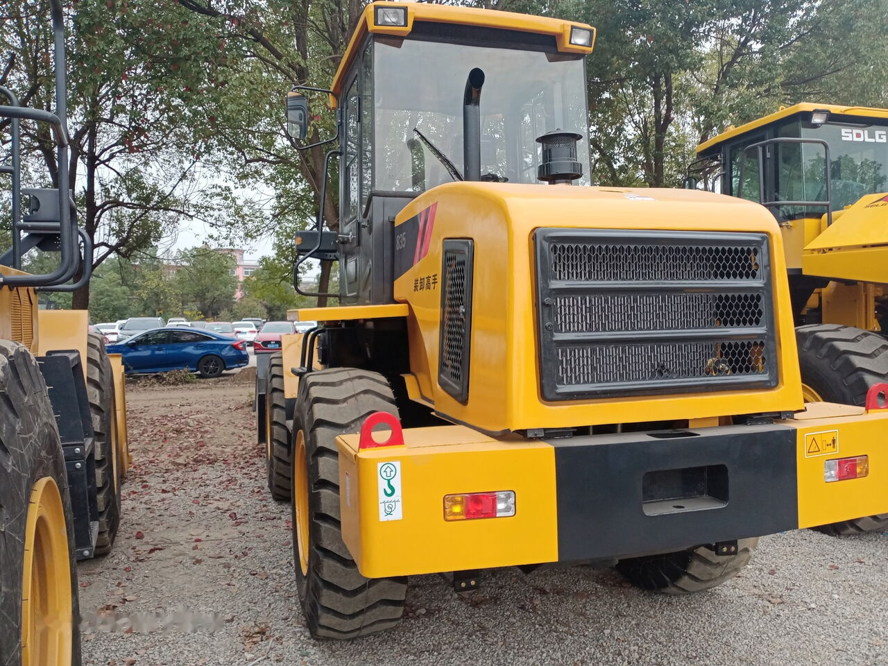 LiuGong CLG835 - Máy xúc lật bánh lốp: hình 4 LiuGong CLG835 - Máy xúc lật bánh lốp: hình 4