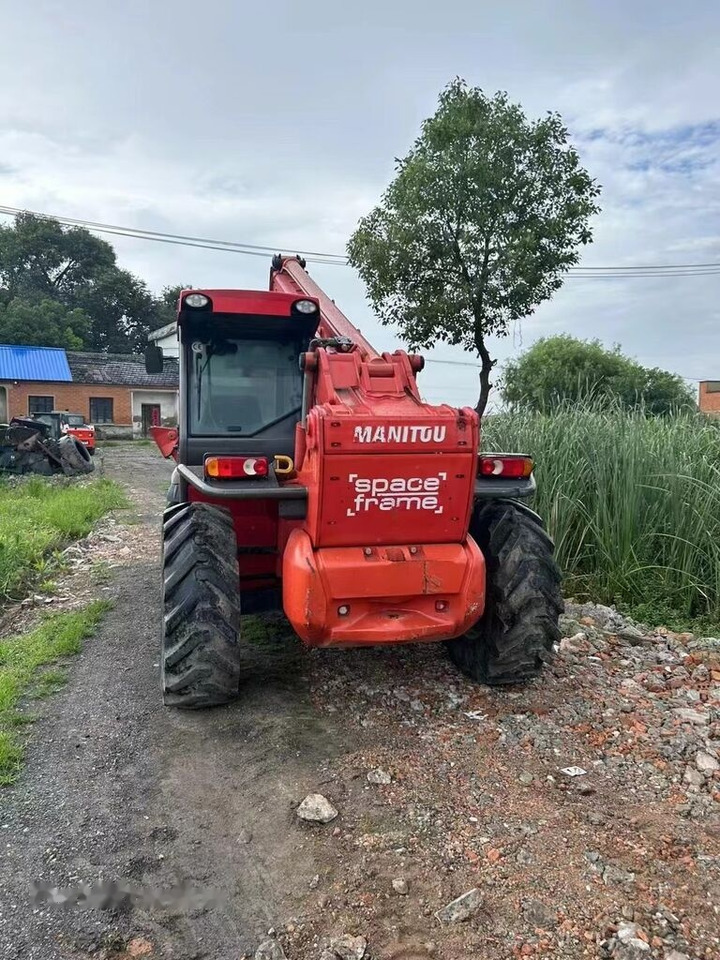 Manitou MT1740 - Xe nhấc hình viễn vọng kính: hình 2 Manitou MT1740 - Xe nhấc hình viễn vọng kính: hình 2