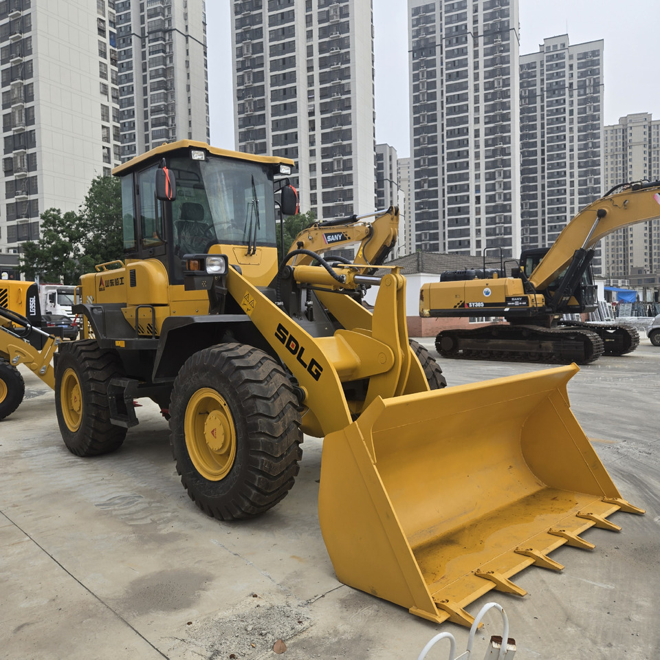 SDLG LG936L - Máy xúc lật bánh lốp: hình 4 SDLG LG936L - Máy xúc lật bánh lốp: hình 4
