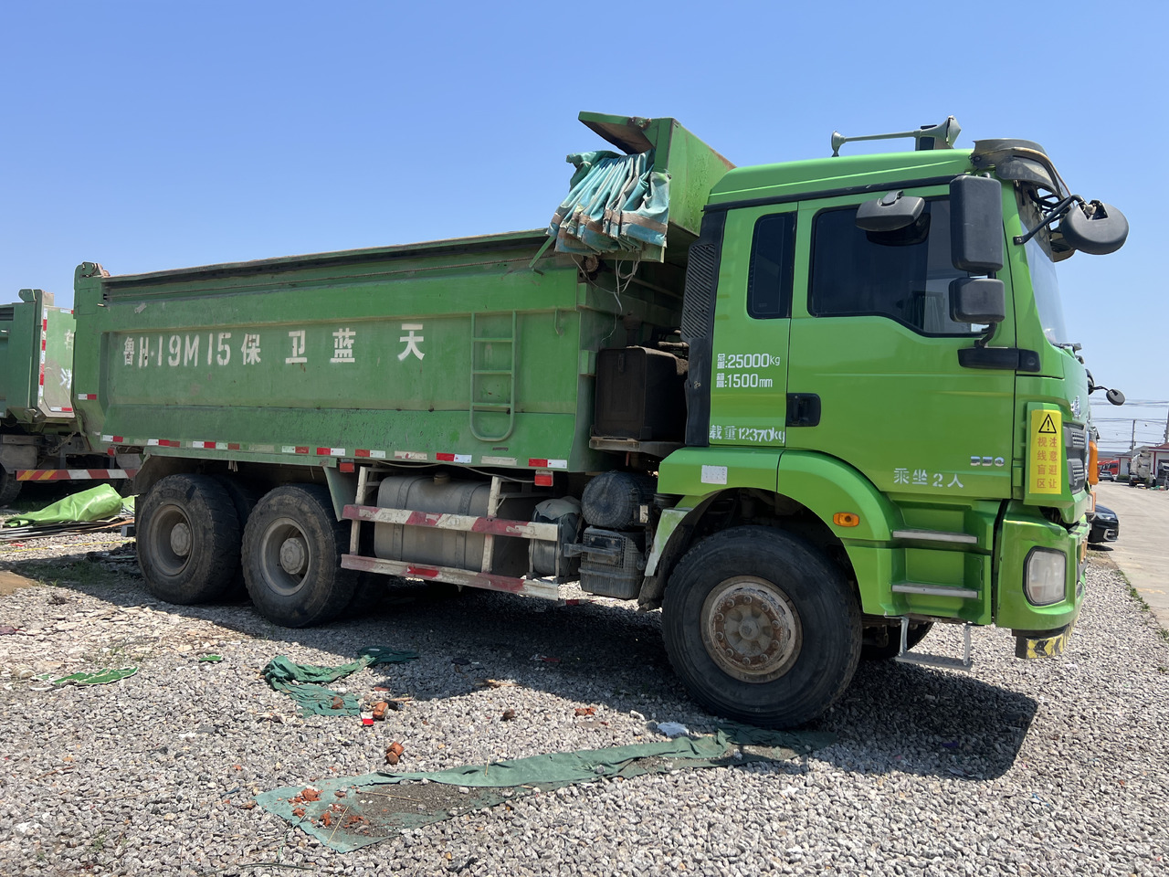 SHACMAN M3000 - Xe ben: hình 4 SHACMAN M3000 - Xe ben: hình 4