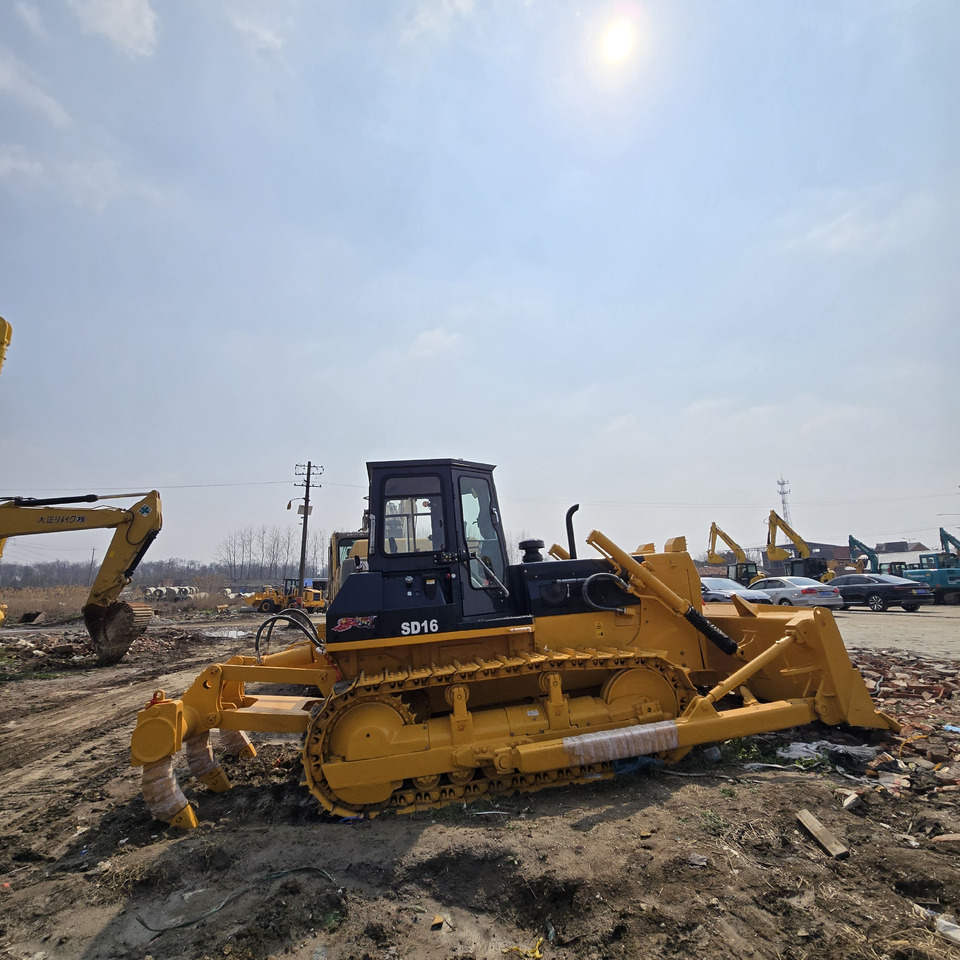 SHANTUI SD16 - Máy ủi: hình 4 SHANTUI SD16 - Máy ủi: hình 4