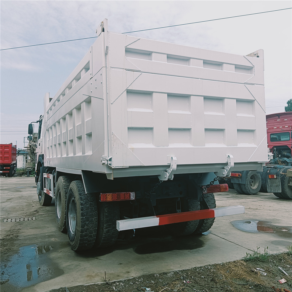 Xe ben SINOTRUK HOWO 6x4: hình 6
