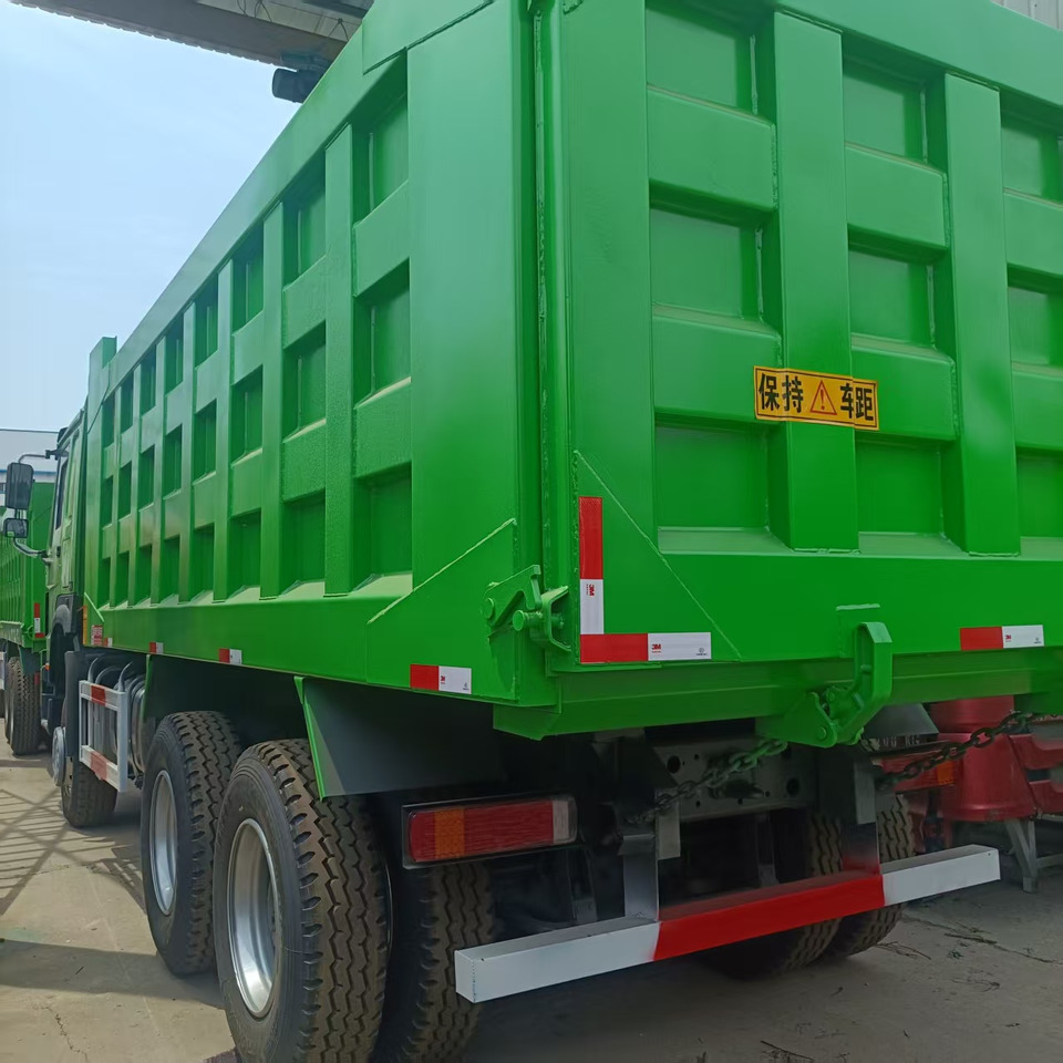 SINOTRUK HOWO 6x4 - Xe ben: hình 3 SINOTRUK HOWO 6x4 - Xe ben: hình 3