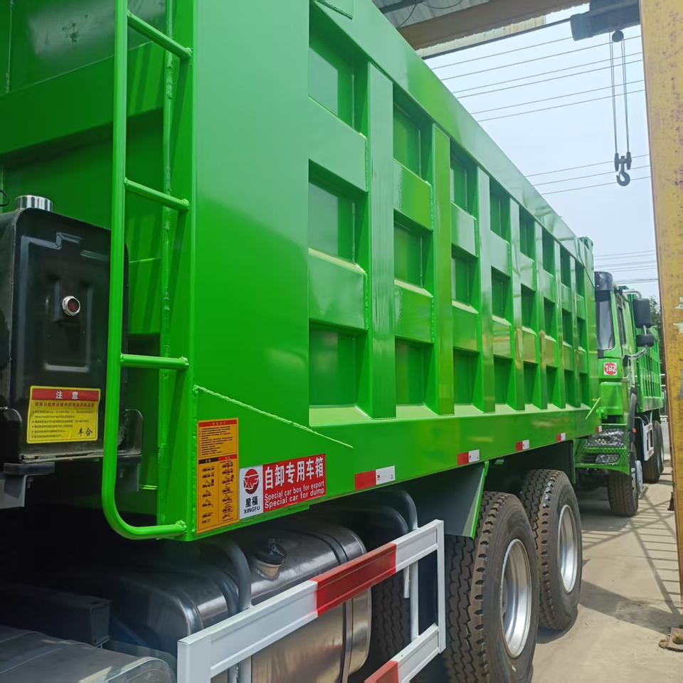 SINOTRUK HOWO 6x4 - Xe ben: hình 4 SINOTRUK HOWO 6x4 - Xe ben: hình 4