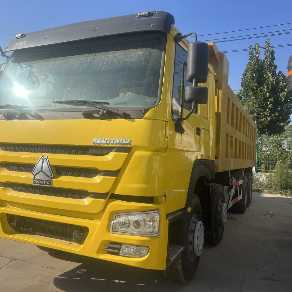 SINOTRUK HOWO - Xe ben: hình 3 SINOTRUK HOWO - Xe ben: hình 3