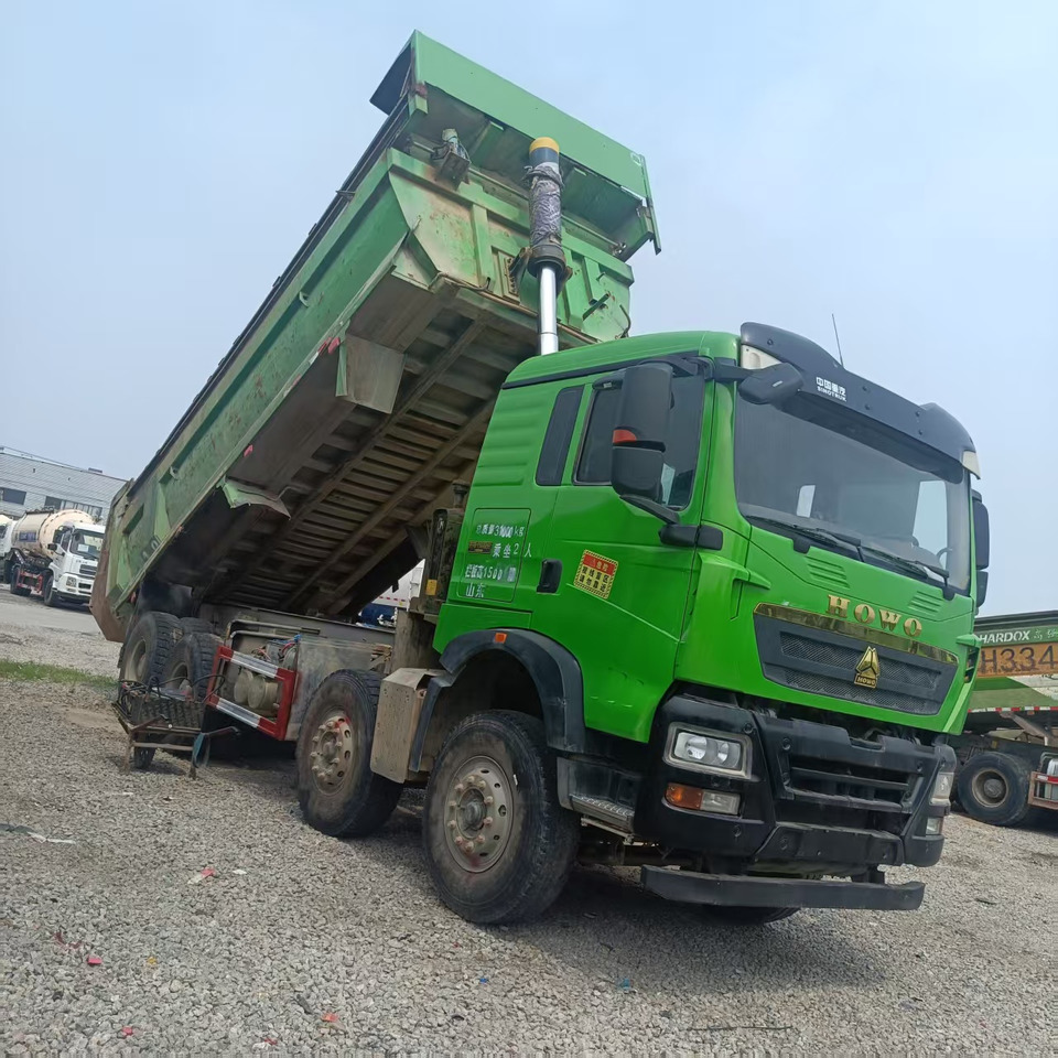 SINOTRUK HOWO - Xe ben: hình 3 SINOTRUK HOWO - Xe ben: hình 3