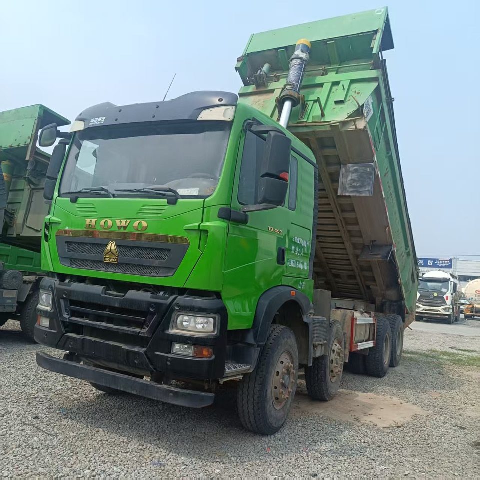 SINOTRUK HOWO - Xe ben: hình 1 SINOTRUK HOWO - Xe ben: hình 1