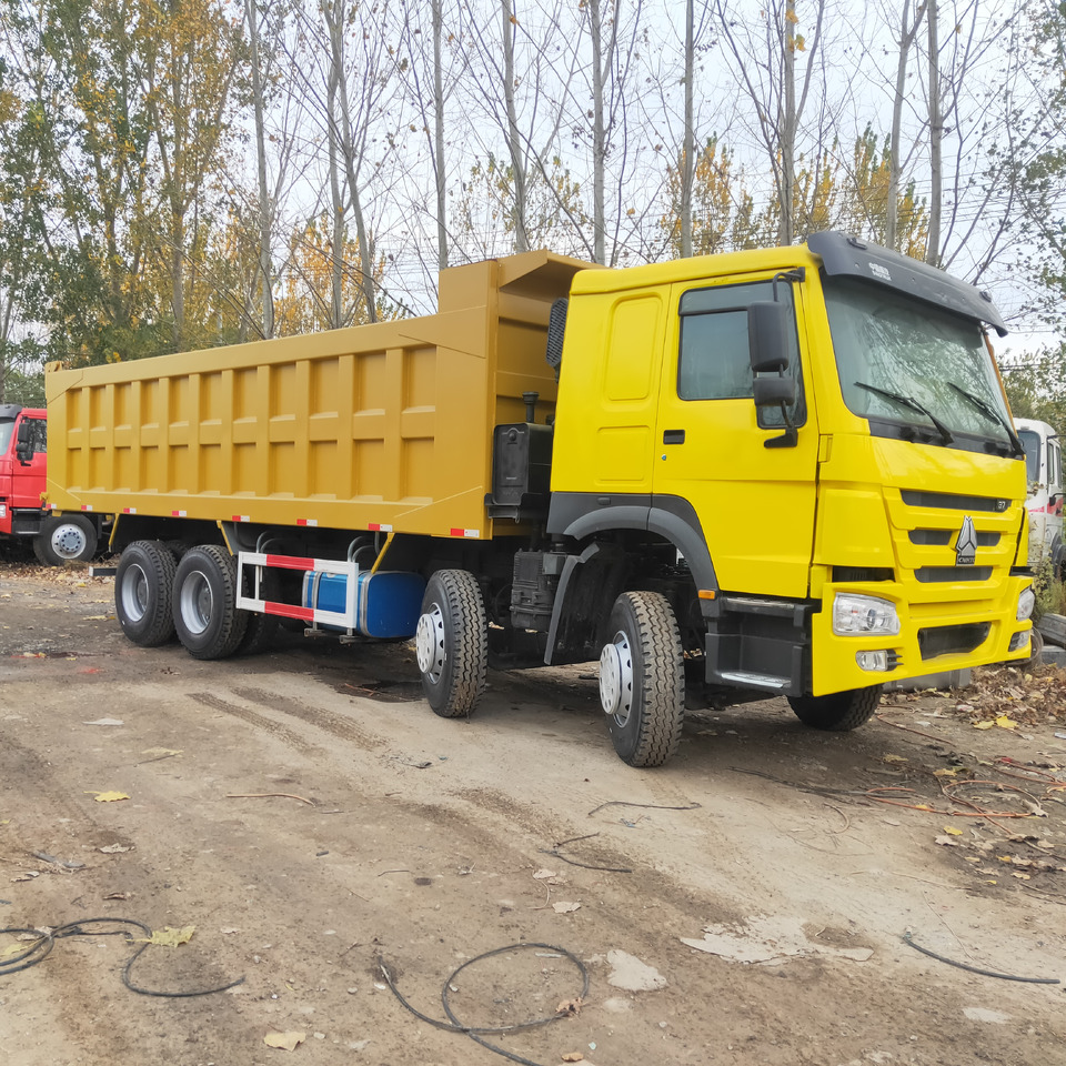 SINOTRUK HOWO - Xe ben: hình 2 SINOTRUK HOWO - Xe ben: hình 2
