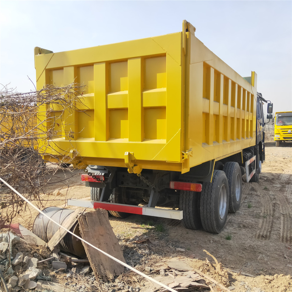 SINOTRUK HOWO - Xe ben: hình 4 SINOTRUK HOWO - Xe ben: hình 4