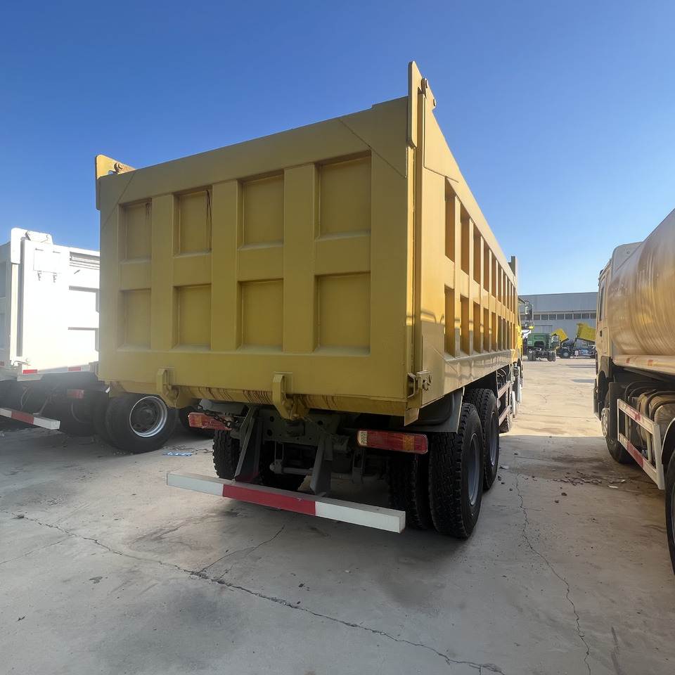 SINOTRUK HOWO - Xe ben: hình 4 SINOTRUK HOWO - Xe ben: hình 4