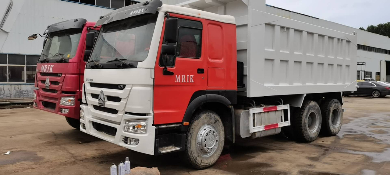 SINOTRUK HOWO - Xe ben: hình 1 SINOTRUK HOWO - Xe ben: hình 1