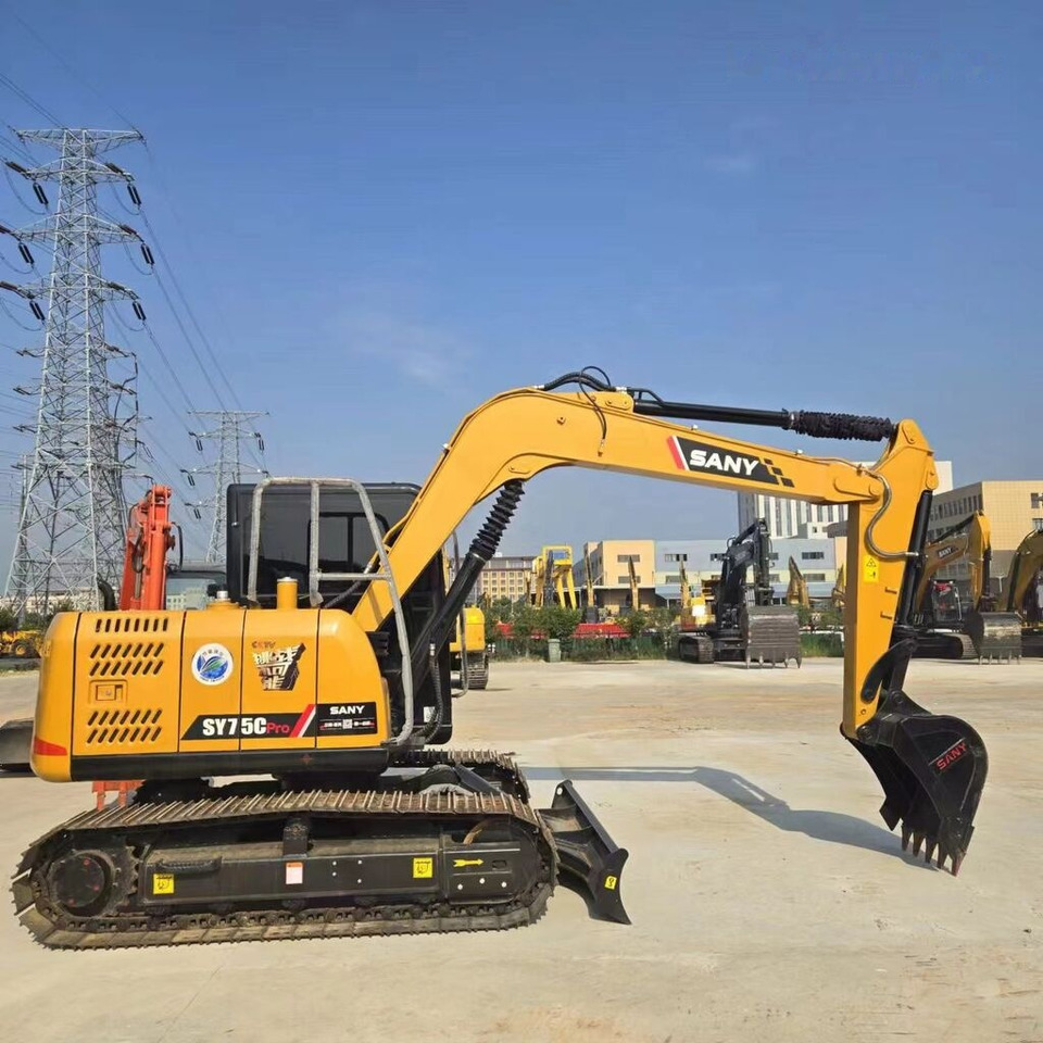 Sany SY75C - Máy xúc bánh xích: hình 2 Sany SY75C - Máy xúc bánh xích: hình 2