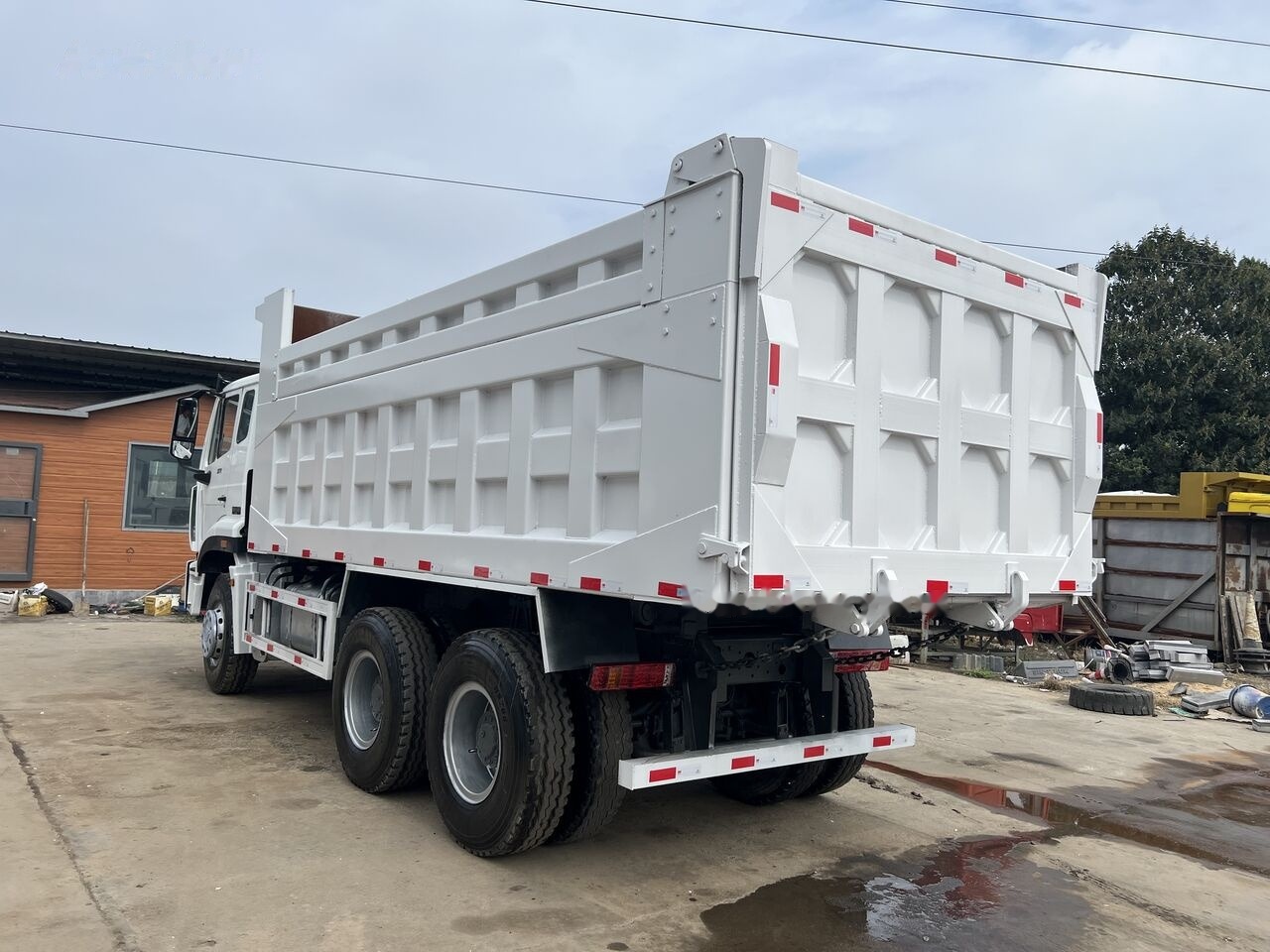 Sinotruk Howo - Xe ben: hình 2 Sinotruk Howo - Xe ben: hình 2