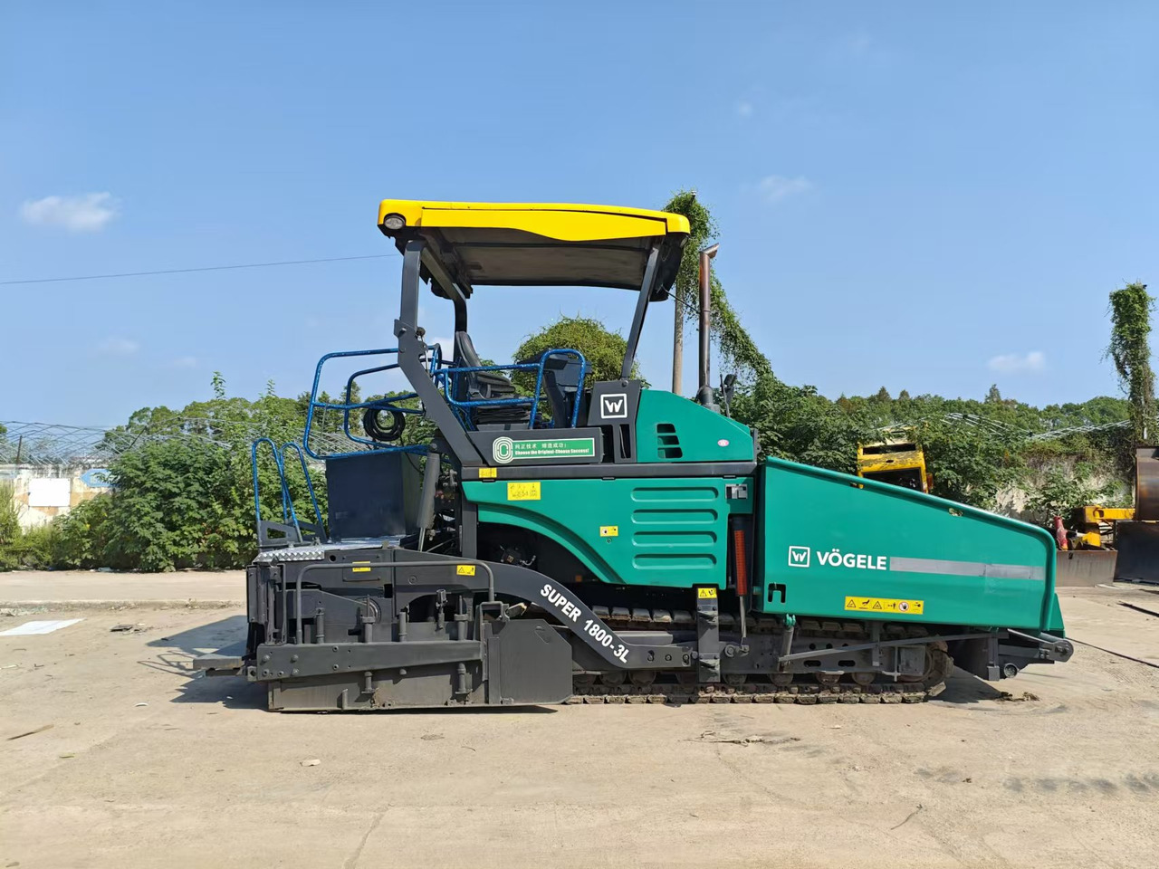 VOGELE 1800-3L - Máy lát nhựa đường: hình 2 VOGELE 1800-3L - Máy lát nhựa đường: hình 2