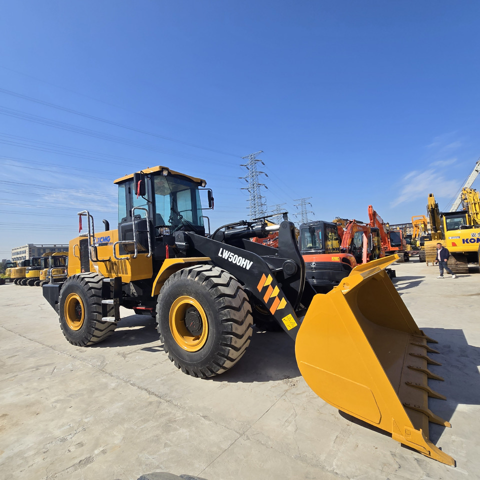 XCMG LW500HV - Máy xúc lật bánh lốp: hình 2 XCMG LW500HV - Máy xúc lật bánh lốp: hình 2