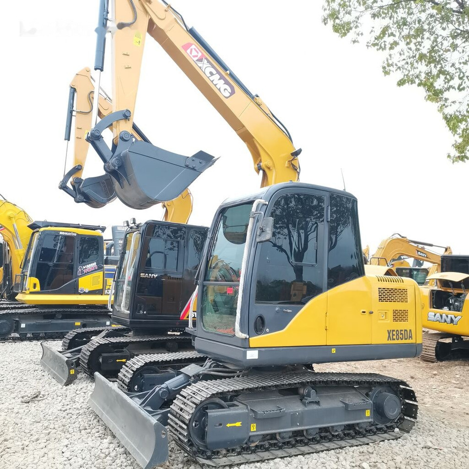 XCMG XE85DA - Máy xúc bánh xích: hình 2 XCMG XE85DA - Máy xúc bánh xích: hình 2