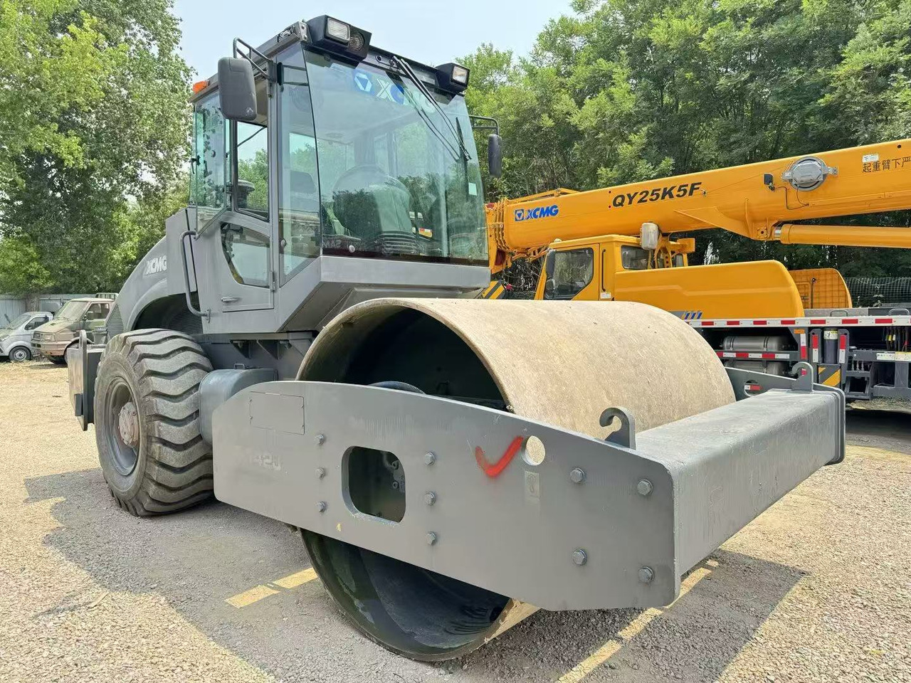 XCMG XS142J - Máy lăn đường: hình 3 XCMG XS142J - Máy lăn đường: hình 3