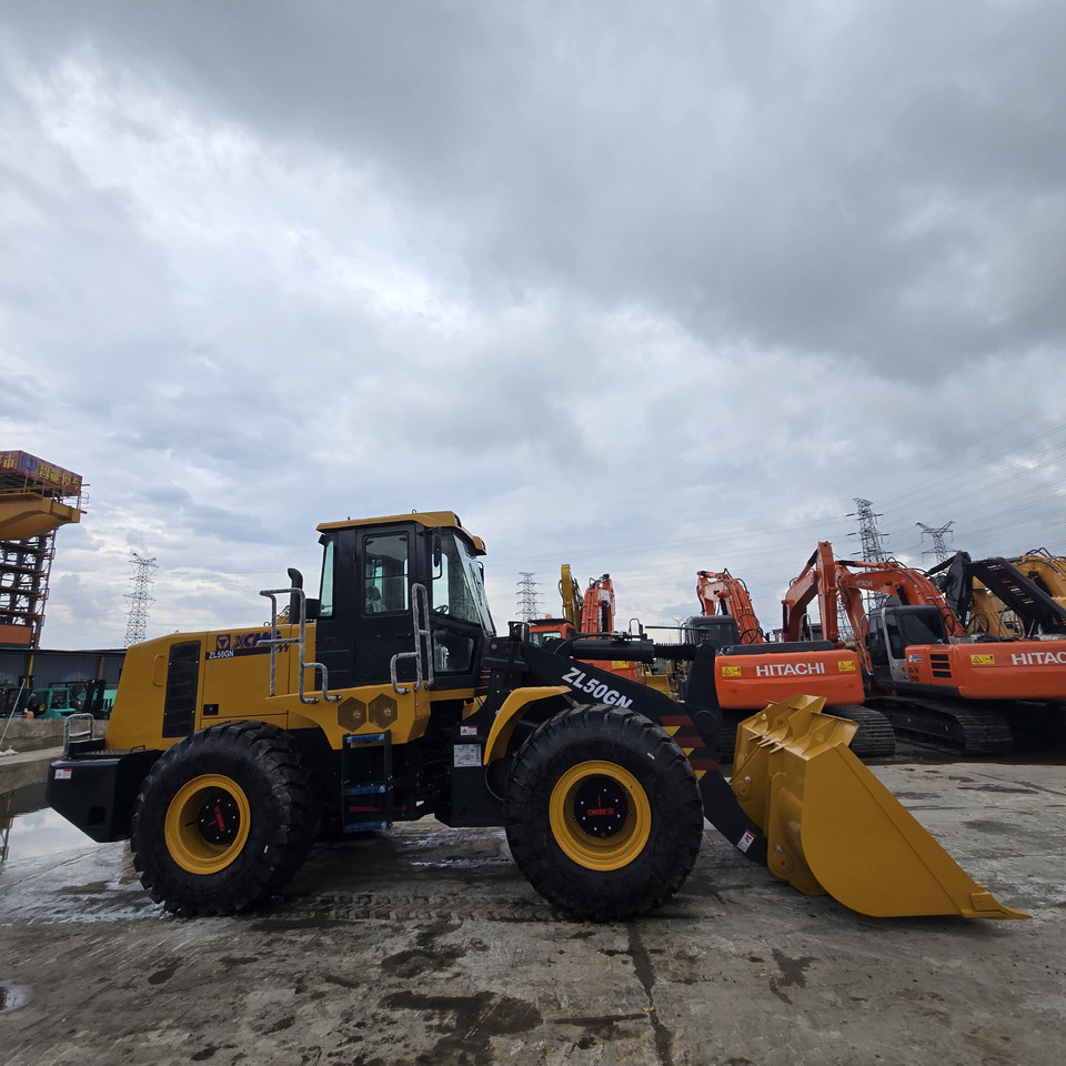 XCMG ZL50GN - Máy xúc lật bánh lốp: hình 5 XCMG ZL50GN - Máy xúc lật bánh lốp: hình 5