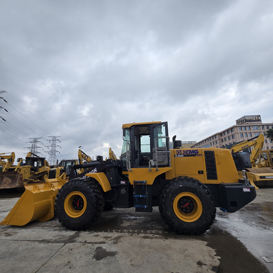XCMG ZL50GN - Máy xúc lật bánh lốp: hình 1 XCMG ZL50GN - Máy xúc lật bánh lốp: hình 1