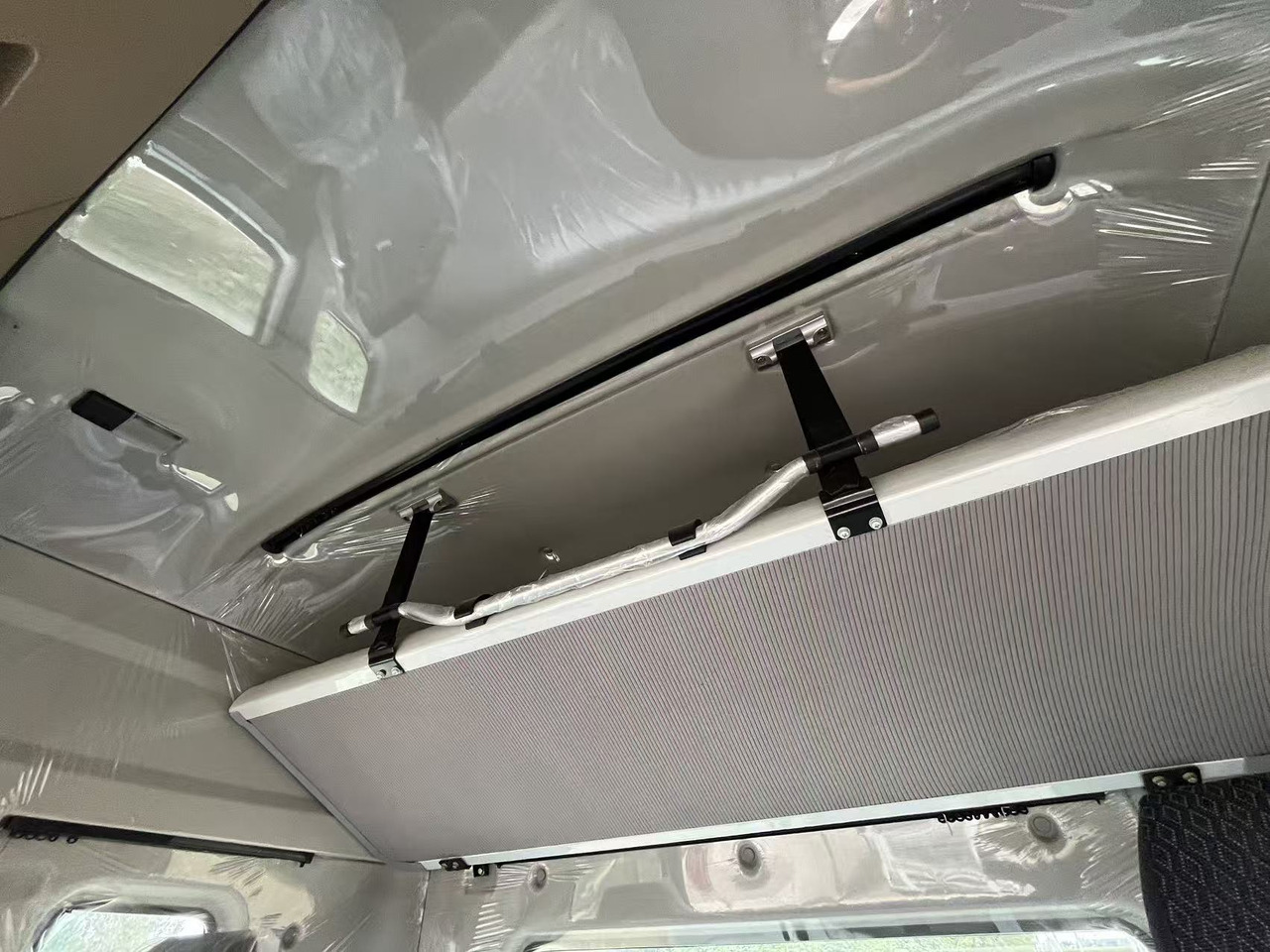 SINOTRUK HOHAN tractor - Xe đầu kéo: hình 5 SINOTRUK HOHAN tractor - Xe đầu kéo: hình 5