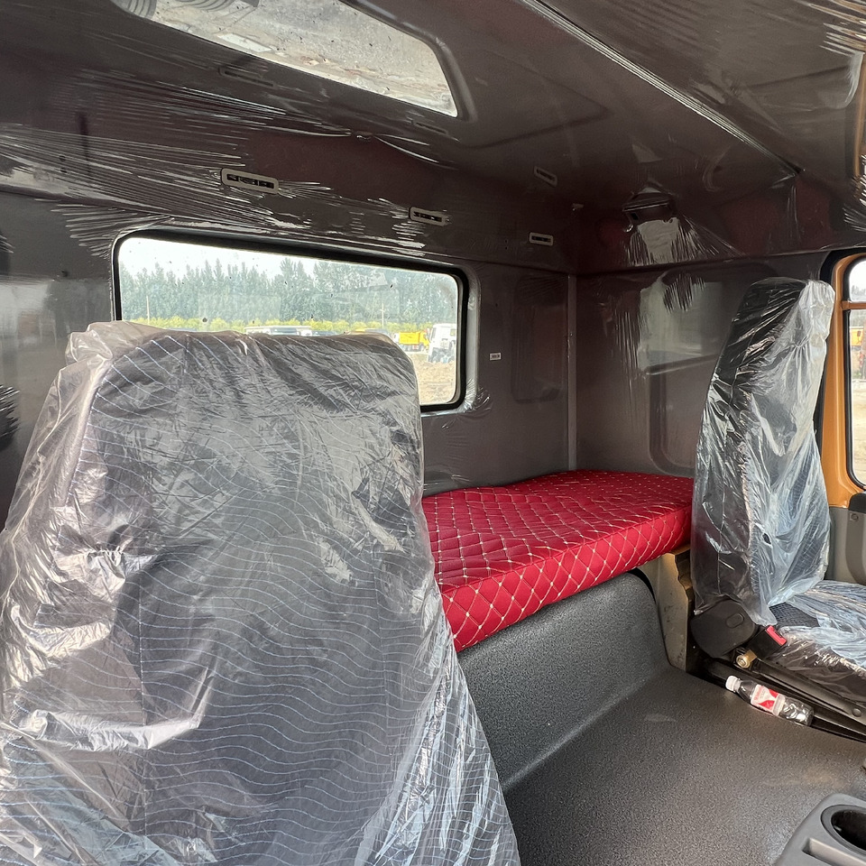 SINOTRUK HOWO - Xe đầu kéo: hình 2 SINOTRUK HOWO - Xe đầu kéo: hình 2