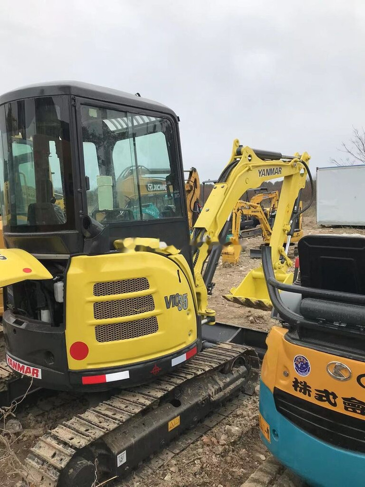 Yanmar VIO30 - Máy xúc mini: hình 1 Yanmar VIO30 - Máy xúc mini: hình 1