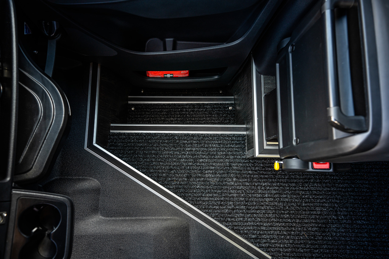 Mercedes-Benz New - Xe bus mini, Xe van chở khách: hình 5 Mercedes-Benz New - Xe bus mini, Xe van chở khách: hình 5