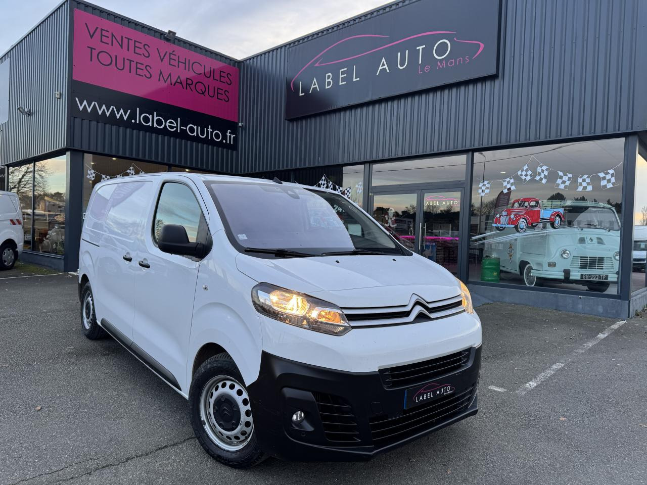 CITROEN JUMPY M 2.0 HDI 120CH DRIVER - Xe van chở hàng: hình 1 CITROEN JUMPY M 2.0 HDI 120CH DRIVER - Xe van chở hàng: hình 1