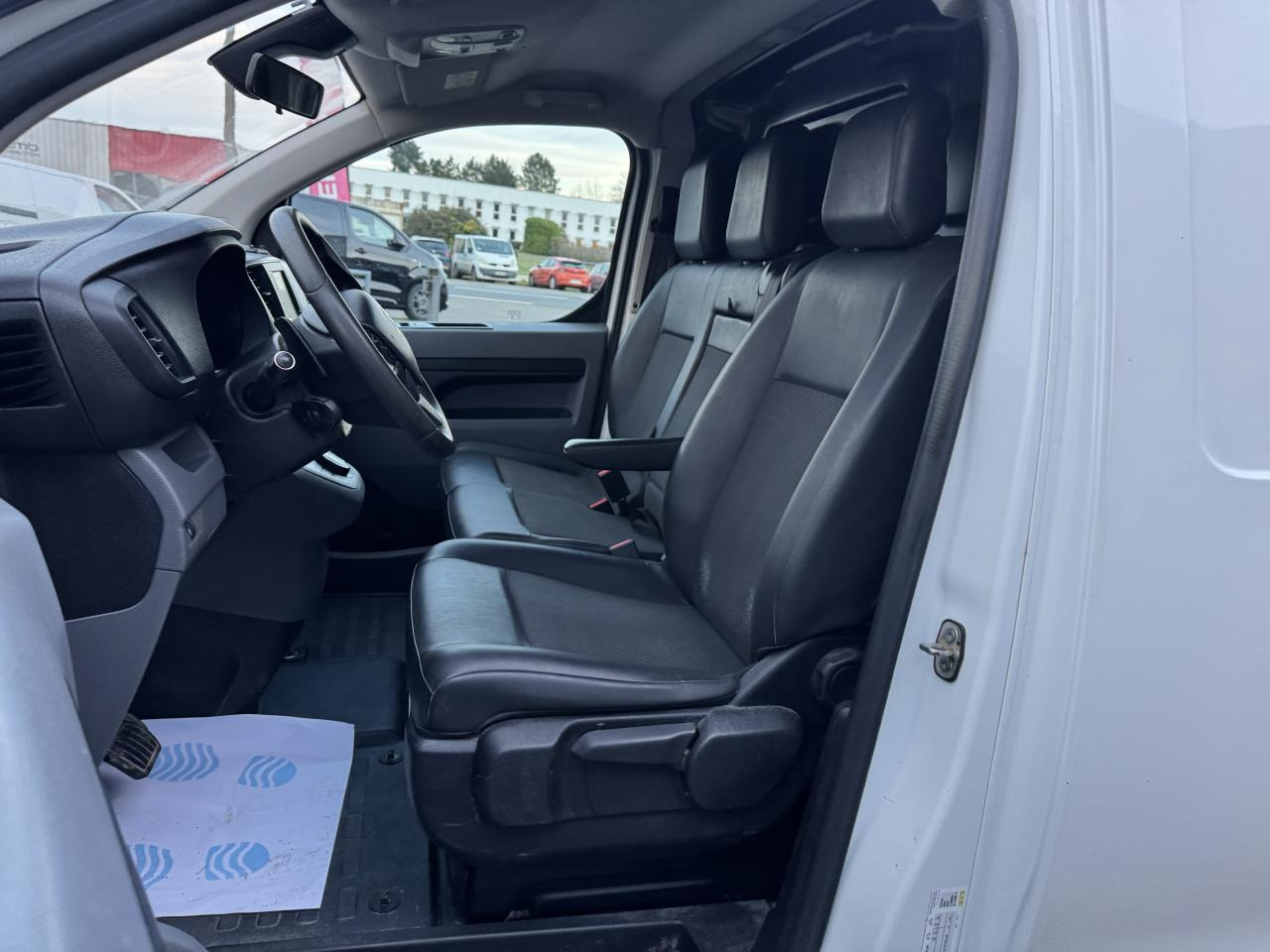 CITROEN JUMPY M 2.0 HDI 120CH DRIVER - Xe van chở hàng: hình 4 CITROEN JUMPY M 2.0 HDI 120CH DRIVER - Xe van chở hàng: hình 4