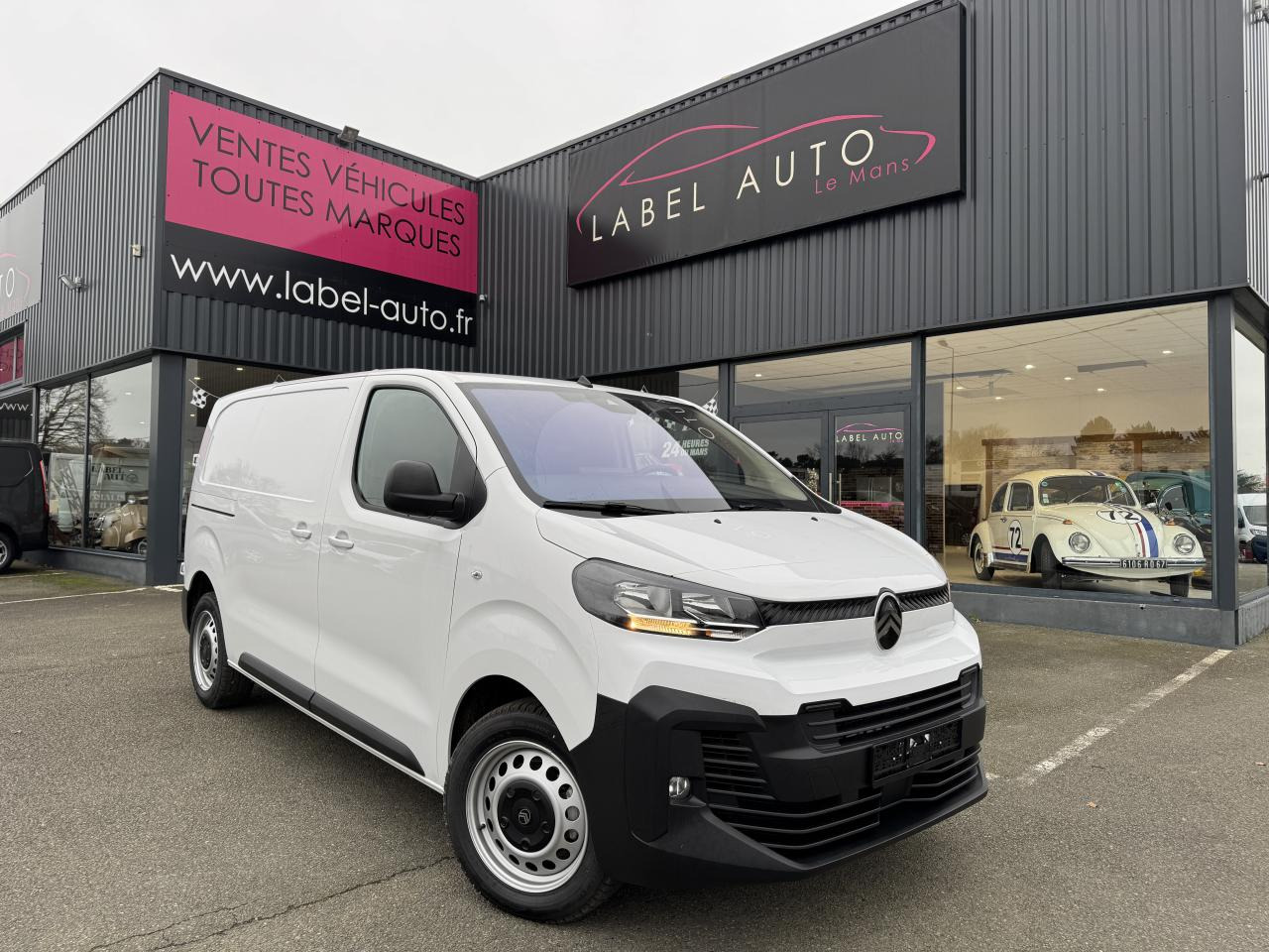 CITROEN Jumpy M 2.0 BlueHDi - 145 S&S - BV EAT8 III FOURGON . PHASE 2 - Xe van chở hàng: hình 1 CITROEN Jumpy M 2.0 BlueHDi - 145 S&S - BV EAT8 III FOURGON . PHASE 2 - Xe van chở hàng: hình 1