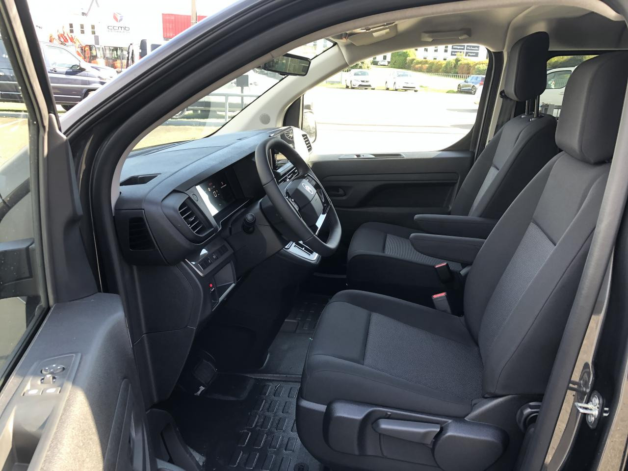 CITROEN Jumpy XL 2.0 BlueHDi - 180 S&S - BV EAT8 III CABINE APPROFONDIE Cabine approfondie Fixe PHASE 2 - Xe van chở hàng: hình 5 CITROEN Jumpy XL 2.0 BlueHDi - 180 S&S - BV EAT8 III CABINE APPROFONDIE Cabine approfondie Fixe PHASE 2 - Xe van chở hàng: hình 5