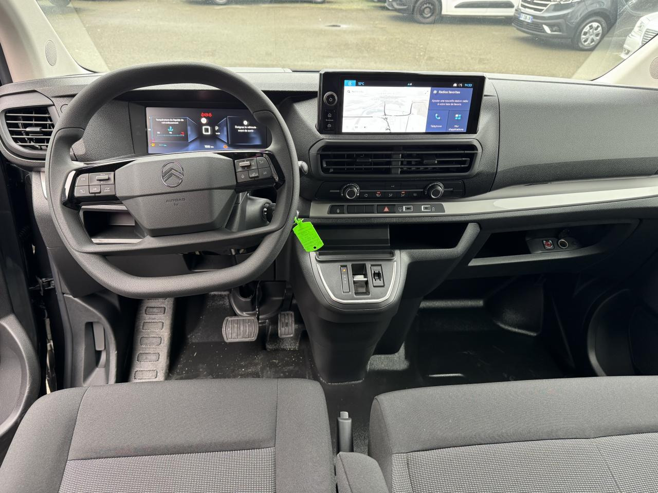 CITROEN Jumpy XL 2.0 BlueHDi - 180 S&S - BV EAT8 III CABINE APPROFONDIE Cabine approfondie Fixe PHASE 2 - Xe van chở hàng: hình 3 CITROEN Jumpy XL 2.0 BlueHDi - 180 S&S - BV EAT8 III CABINE APPROFONDIE Cabine approfondie Fixe PHASE 2 - Xe van chở hàng: hình 3