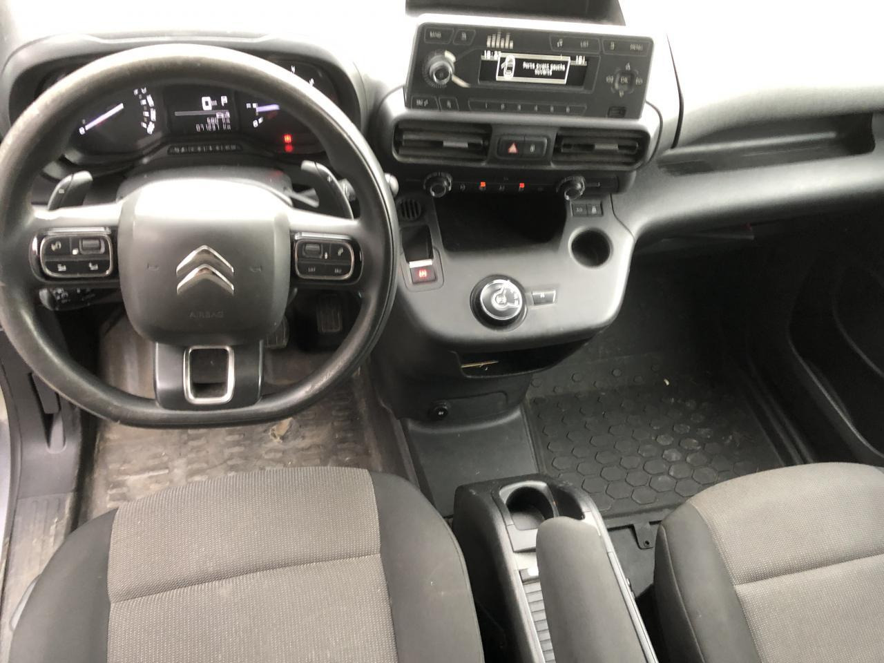 Citroen Berlingo M 1000KG BLUEHDI 130 S&S CLUB EAT8 - Xe van nhỏ gọn: hình 4 Citroen Berlingo M 1000KG BLUEHDI 130 S&S CLUB EAT8 - Xe van nhỏ gọn: hình 4