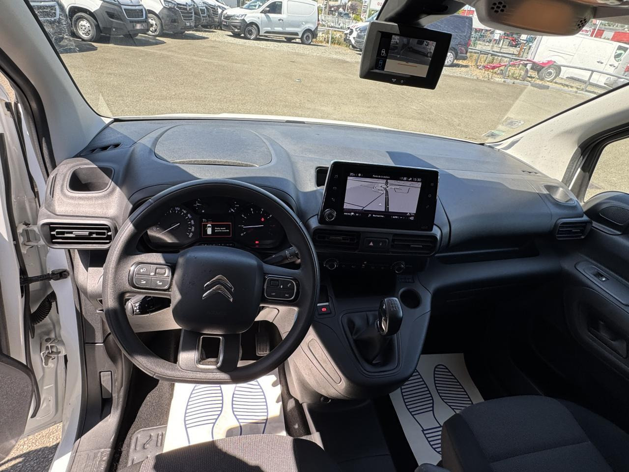 Citroen Berlingo M 650KG BLUEHDI 100 S&S DRIVER BVM5 - Xe van nhỏ gọn: hình 3 Citroen Berlingo M 650KG BLUEHDI 100 S&S DRIVER BVM5 - Xe van nhỏ gọn: hình 3