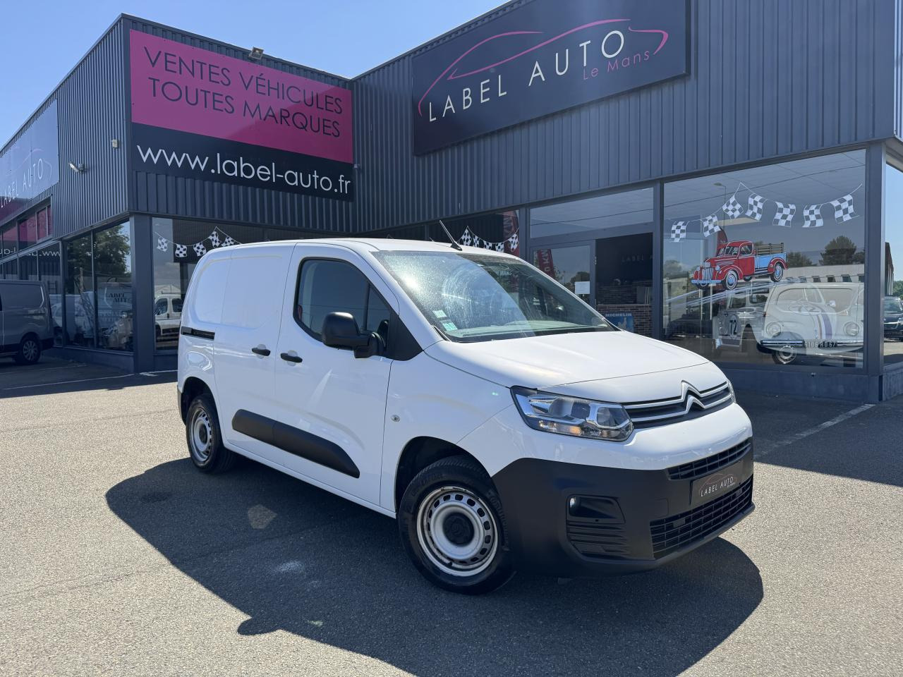 Citroen Berlingo M 650KG BLUEHDI 100 S&S DRIVER BVM5 - Xe van nhỏ gọn: hình 1 Citroen Berlingo M 650KG BLUEHDI 100 S&S DRIVER BVM5 - Xe van nhỏ gọn: hình 1