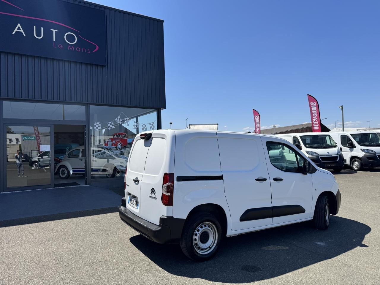 Citroen Berlingo M 650KG BLUEHDI 100 S&S DRIVER BVM5 - Xe van nhỏ gọn: hình 5 Citroen Berlingo M 650KG BLUEHDI 100 S&S DRIVER BVM5 - Xe van nhỏ gọn: hình 5