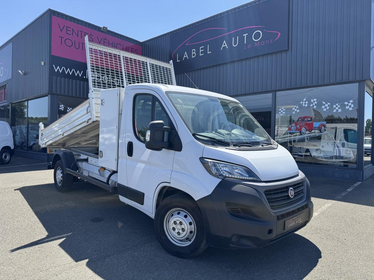 Fiat Ducato 3.5 MAXI L 2.3 MULTIJET 160CH BENNE ACIER PACK PRO NAV + COFFRE JPM - Xe ben nhỏ: hình 2 Fiat Ducato 3.5 MAXI L 2.3 MULTIJET 160CH BENNE ACIER PACK PRO NAV + COFFRE JPM - Xe ben nhỏ: hình 2