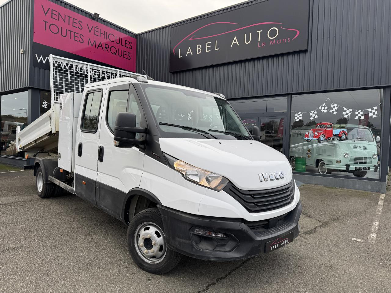 IVECO Daily 35 C 16 D S&S (Quad-Leaf) CHASSIS DOUBLE CABINE 2014 35C/35S CHASSIS CABINE DOUBLE Chassi - Xe ben nhỏ, Xe tải van: hình 2 IVECO Daily 35 C 16 D S&S (Quad-Leaf) CHASSIS DOUBLE CABINE 2014 35C/35S CHASSIS CABINE DOUBLE Chassi - Xe ben nhỏ, Xe tải van: hình 2